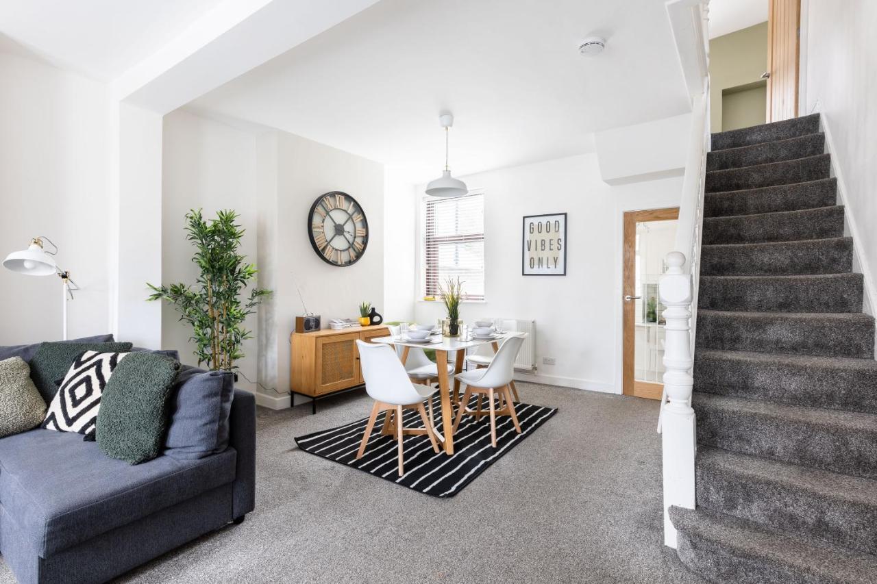 Levi Suite By Koya Homes - 3-Bedroom Home, Downtown Cardiff, Free Parking 외부 사진