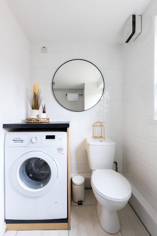 Levi Suite By Koya Homes - 3-Bedroom Home, Downtown Cardiff, Free Parking 외부 사진