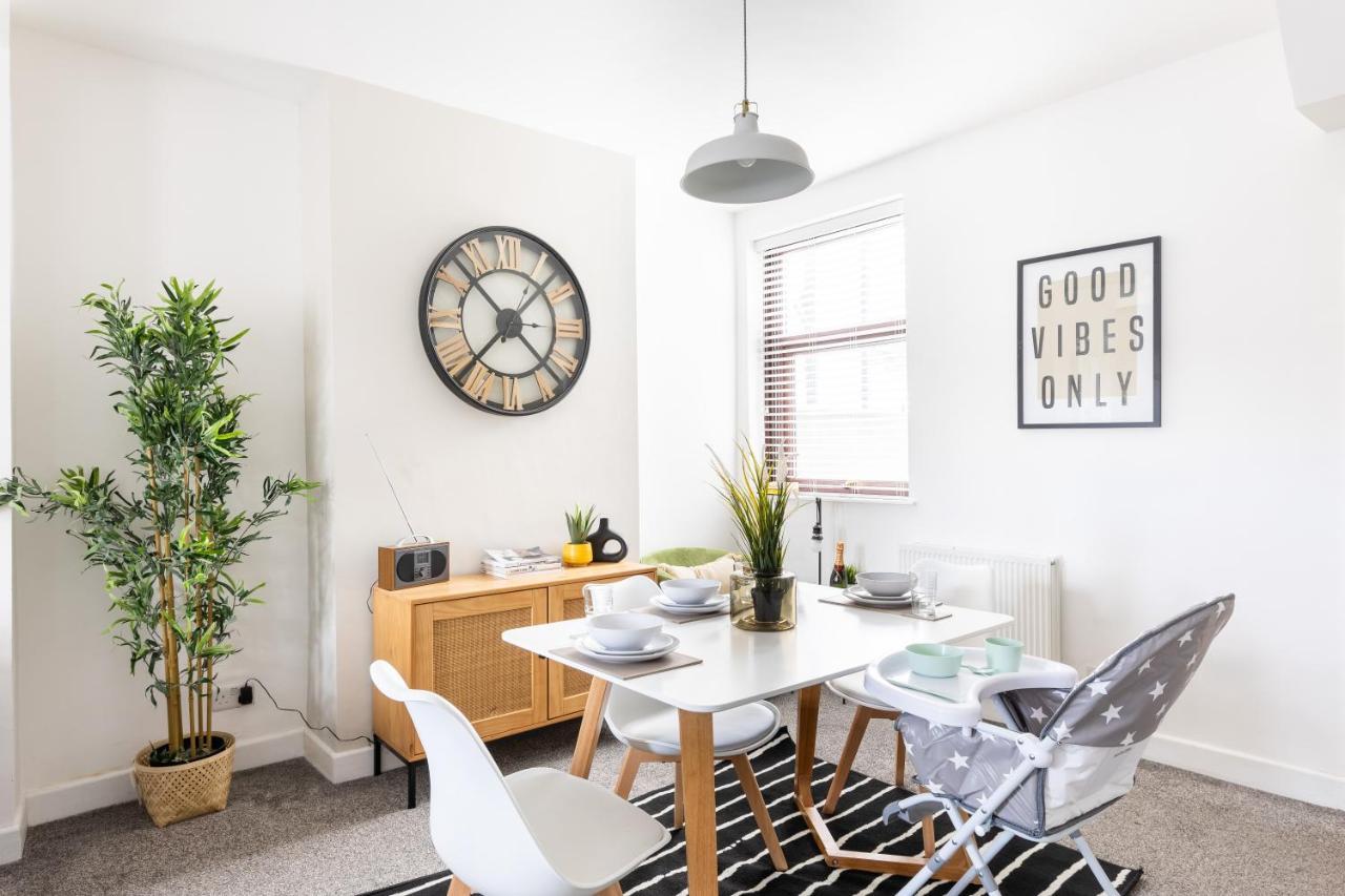 Levi Suite By Koya Homes - 3-Bedroom Home, Downtown Cardiff, Free Parking 외부 사진