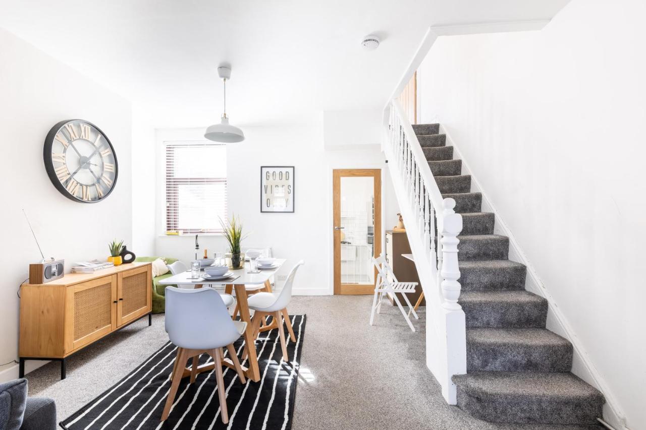 Levi Suite By Koya Homes - 3-Bedroom Home, Downtown Cardiff, Free Parking 외부 사진