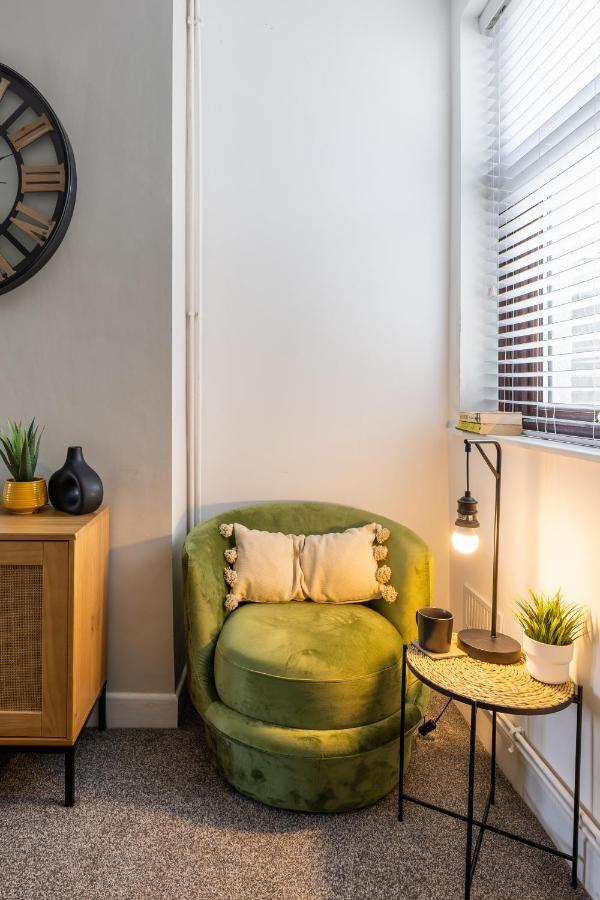 Levi Suite By Koya Homes - 3-Bedroom Home, Downtown Cardiff, Free Parking 외부 사진