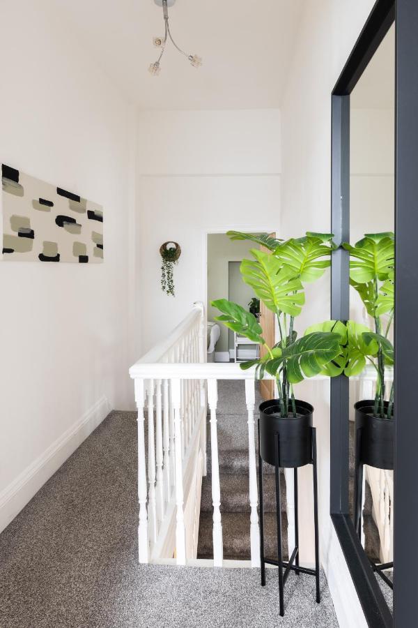 Levi Suite By Koya Homes - 3-Bedroom Home, Downtown Cardiff, Free Parking 외부 사진