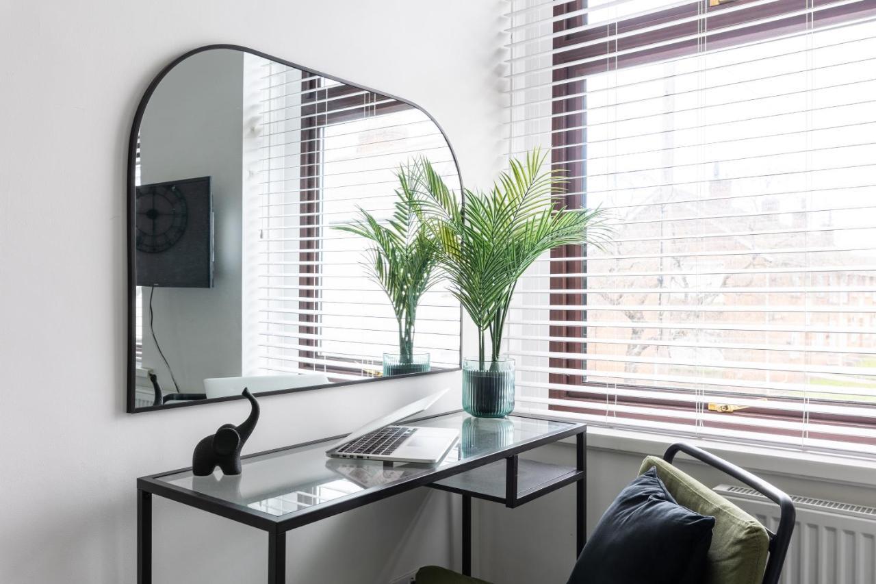 Levi Suite By Koya Homes - 3-Bedroom Home, Downtown Cardiff, Free Parking 외부 사진